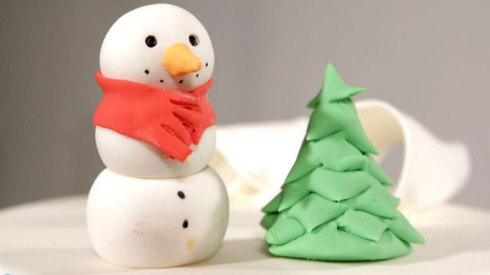 How to make fondant christmas gift box decoration